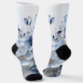 Moderne Elegante Blauwe Witte Botanische Bloem Sokken (Gebogen)