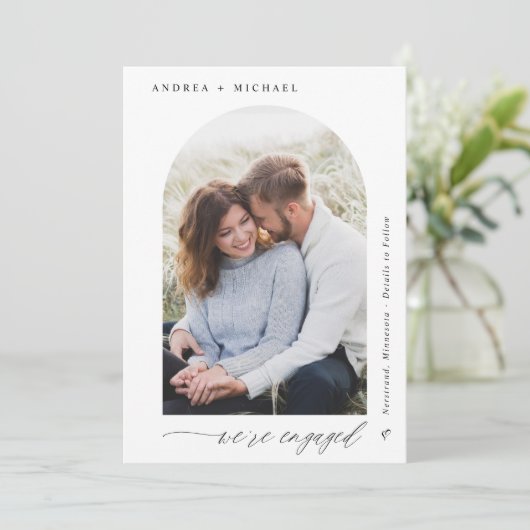 Moderne Elegante Boog Foto Bruiloft Verlovingsfees Aankondiging (Staand voorkant)