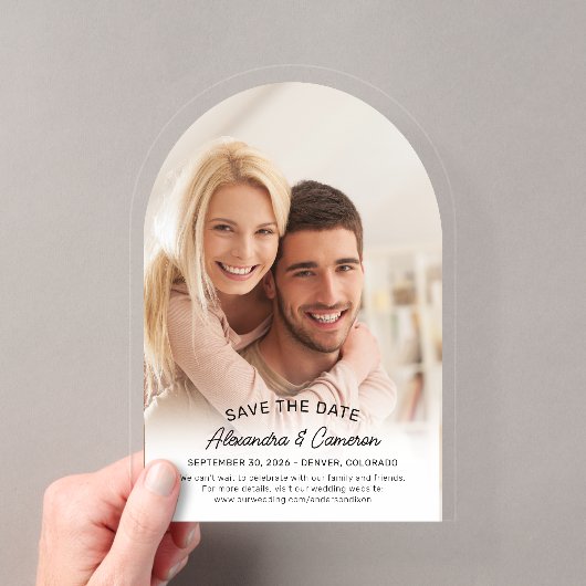 Moderne Elegante Boog Script Foto Save The Date Acryl Uitnodigingen (Insitu (Draagbaar))
