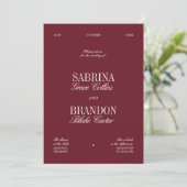 Moderne Elegante Bourgondische Bruiloft Kaart (Staand voorkant)