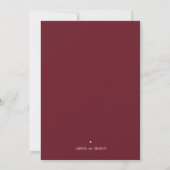Moderne Elegante Bourgondische Bruiloft Kaart (Achterkant)