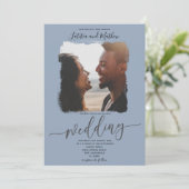 Moderne Elegante Dusty Blauwe foto bruiloft Kaart (Staand voorkant)