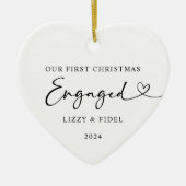 Moderne elegante eerste kerstmis verloofd keramisch ornament (Voorkant)