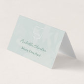 Moderne Elegante Eucalyptusgroene Voeg Logo QR-cod Visitekaartje (Voorkant)