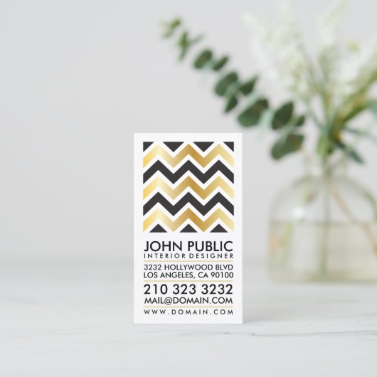 Moderne Elegante Faux Gold Folie Zwart Chevron Visitekaartje (Staand voorkant)