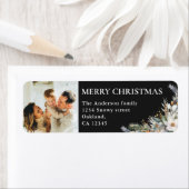 Moderne Elegante Foto & Pine Greenery Kerstmis Etiket (Insitu)