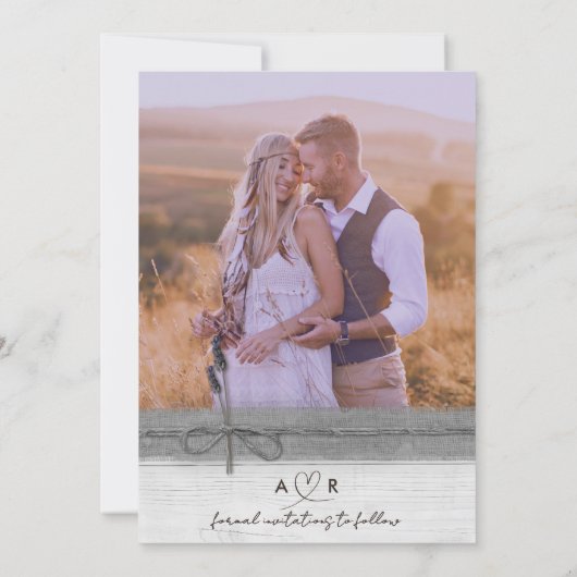 Moderne Elegante Fotokalender Rustiek Hout Lavende Save The Date (Achterkant)