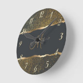 Moderne Elegante Gouden Monogram Ronde Klok (Hoek)