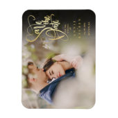 Moderne Elegante Gouden Script Foto Save the Date Magneet (Verticaal)