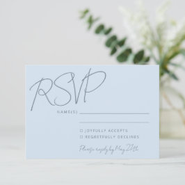 Moderne Elegante Handgeschreven Zachte Blauwe Huwe RSVP Kaartje