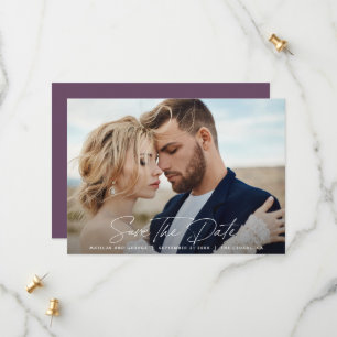 Moderne elegante huwelijksuitnodiging in script save the date