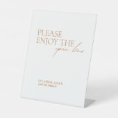 Moderne elegante kalligrafie witte openbalk reclamebord met voetstuk (Voorkant)