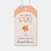 Moderne Elegante Liefde bij Eerste Spritz Vrijgeze Cadeaulabel (Voorkant)