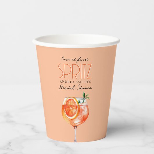 Moderne Elegante Liefde bij Eerste Spritz Vrijgeze Papieren Bekers (Voorkant)