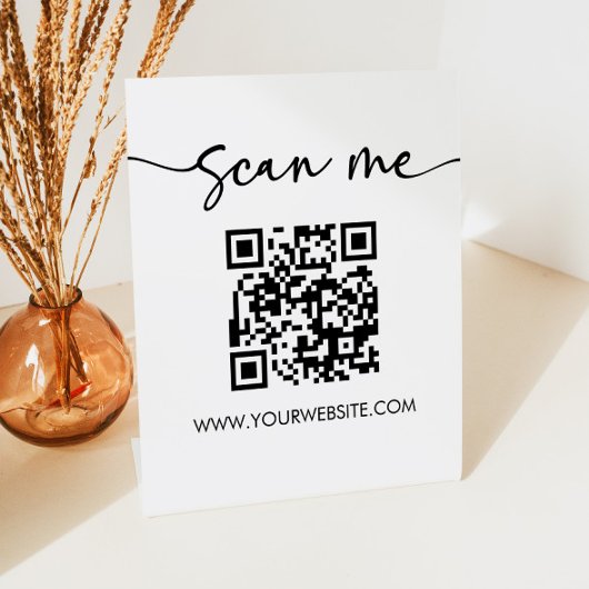 Moderne elegante minimalistische scan me QR-code Reclamebord Met Voetstuk