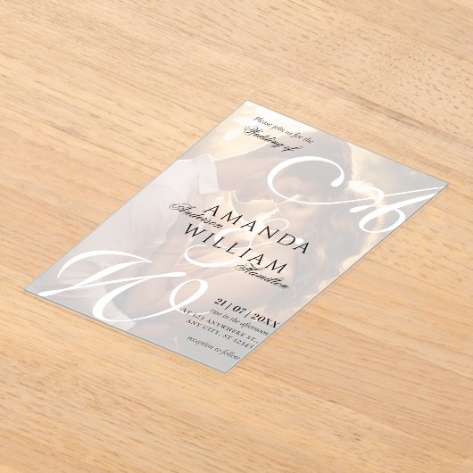 Moderne Elegante Namen Script Foto Bruiloft Acryl Uitnodigingen (Laagn)