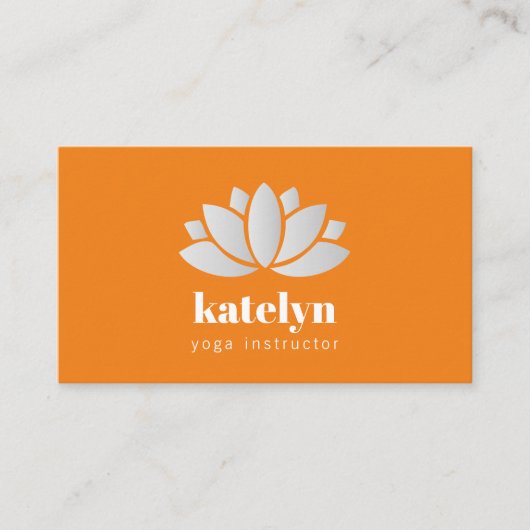 Moderne Elegante Oranje Lotus Icon Yoga Instructor Visitekaartje (Voorkant)