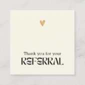 Moderne Elegante Pastel Bold Heart Icon Salon Aanbevelingskaartje (Voorkant)