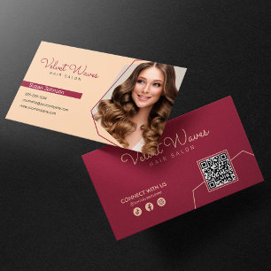 Moderne Elegante Rode Haar Stylist Make-up QR Code Visitekaartje
