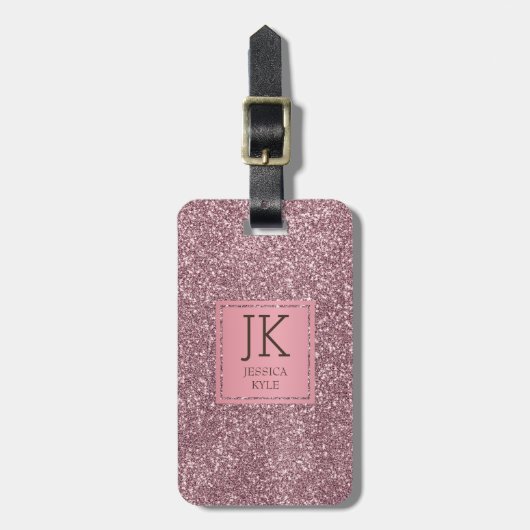 Moderne Elegante Roze Glitter Monogrammed Naam Bagagelabel (Voorkant verticaal)