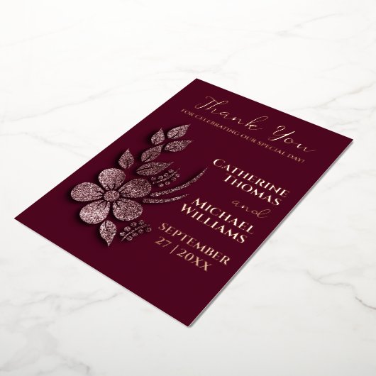 Moderne Elegante Roze Gouden Glitter Bloem en Bour Folie Uitnodiging (Gedraaid)