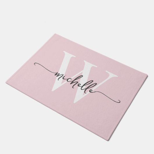 Moderne Elegante Roze Roos Monogram Naam Script Deurmat (Schuin)