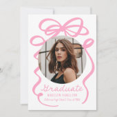 Moderne Elegante Roze Strik 2 Foto Afstudeerfeest Aankondiging (Voorkant)