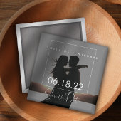 Moderne Elegante Script Couple Foto Save the Date Magneet