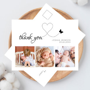 Moderne Elegante Script Minimaal 3 Foto Baby Borre Briefkaart