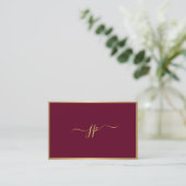 Moderne Elegante Script Monogram Bordeaux Goud Eur Visitekaartje (Staand voorkant)