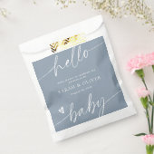 Moderne Elegante Script Stofblauwe Baby Shower Bedankzakje (Gezegeld)