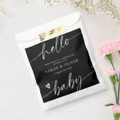 Moderne Elegante Script Zwart & Wit Baby Shower Bedankzakje (Gezegeld)