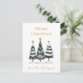 Moderne Elegante Snowy Pine Trees Vrolijk Kerstfee Feestdagenkaart (Staand voorkant)