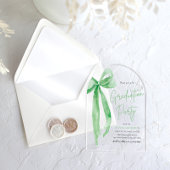 Moderne Elegante Trendy Groene Boog Afstuderen Bog Acryl Uitnodigingen