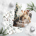 Moderne elegante waterverf botanische typografie feestdagenkaart<br><div class="desc">Moderne,  volledig afgeblazen foto elegant rustic waterverf droogde botanische florale gedempte kleuren kerstkaart. Sage groen,  jager groen,  zwart,  wit en bruin modern op trendkleur.</div>