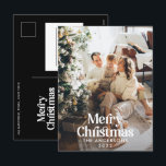 Moderne elegante waterverf botanische typografie H Feestdagenkaart<br><div class="desc">Moderne foto met volle bleed elegante rustieke waterverf gedroogde botanische bloemmotief gedempte kleuren vakantie kerstkaart. Saliegroen,  jachtgroen,  zwart,  wit en bruin moderne kleurencombinatie.</div>