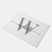 Moderne Elegante Witte Grijze Monogramnaam Schrift Deurmat (Schuin)