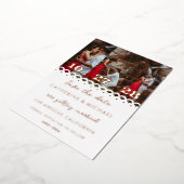 Moderne Elegante Witte Kant Foto Opslaan De Datum Folie Uitnodiging (Gedraaid)