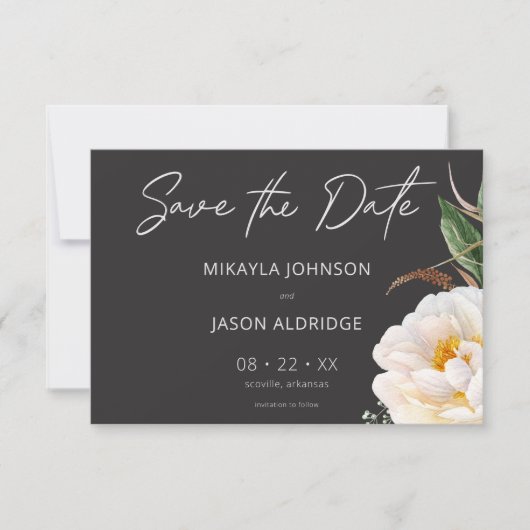 Moderne elegante witte pioenen op zwarte bruiloft save the date (Voorkant)