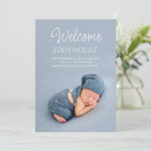 Moderne Elegante Witte Script 2 Foto Nieuwe Geboor Aankondiging (Staand voorkant)