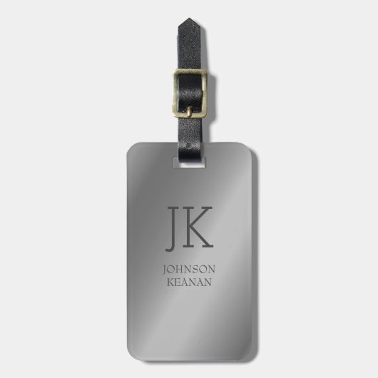 Moderne Elegante Zilveren Metallic monogrammed Naa Bagagelabel (Voorkant verticaal)