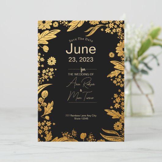 Moderne Elegante Zwarte en Gouden Bloemige Save th Save The Date (Staand voorkant)