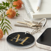 Moderne Elegante Zwarte Gouden Monogram Naam Scrip Sleutelhanger (Voorkant Rechts)