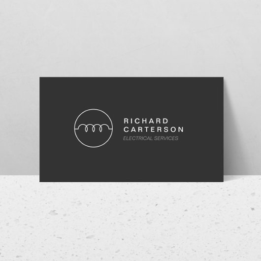 MODERNE ELEKTRICIEN LOGO OP DK GREY II VISITEKAARTJE