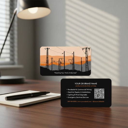 Moderne elektricien visitekaartje met hoogspanning