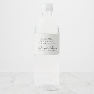 Moderne en Elegante Bruiloft Typografie Waterfles Etiket
