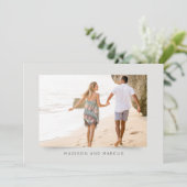 Moderne en elegante foto bruiloft uitnodiging (Staand voorkant)