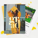 Moderne en elegante fotograafpartij folie uitnodiging<br><div class="desc">Nodig uw gasten uit om uw Graduates prestaties met deze moderne en minimale uitnodiging te vieren. Met een foto van de afstuderen foto en een elegante weergave van "afstudeerder" in de folie, samen met al je feestelijke details. Beveel nu de anticipatie op de dag van uw afgestudeerde nog meer speciaal...</div>
