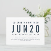 Moderne en minimalistische typografie bruiloft save the date (Staand voorkant)