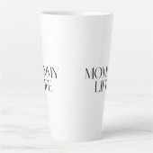 Moderne en stijlvolle typografie Mommy Life Latte Mok (Voorkant)